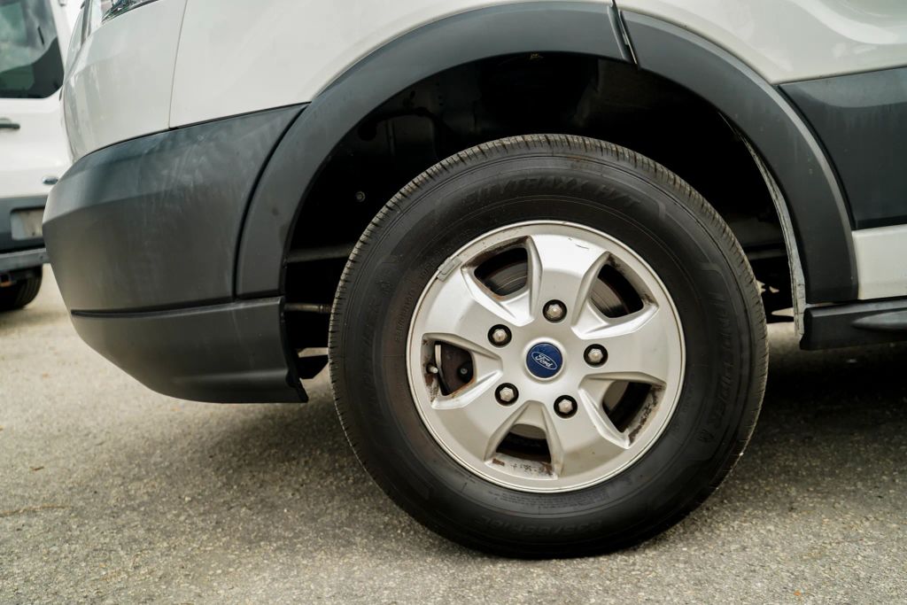 
								2018 Ford Transit 350 Wagon XLT w/Low Roof w/Sliding Side Door Van 3D full									