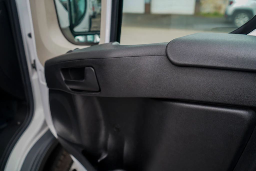 
								2016 Ram ProMaster Cargo Van 3500 High Roof Extended Van 3D full									