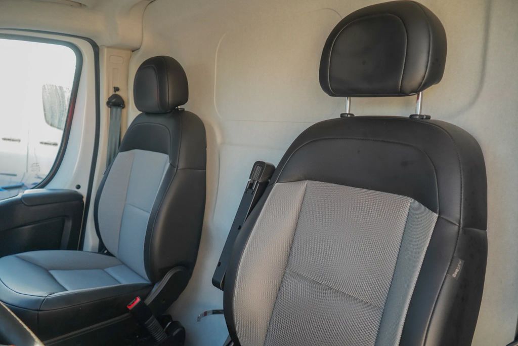 
								2022 Ram ProMaster Cargo Van 3500 High Roof Extended Van 3D full									