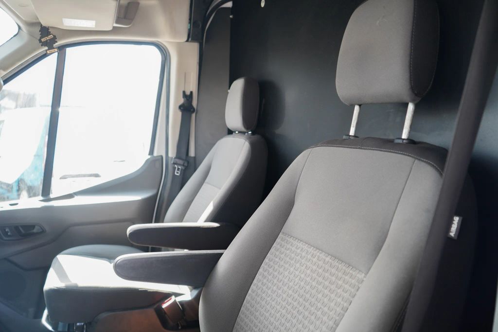 
								2021 Ford Transit 250 Cargo Van Medium Roof w/LWB Van 3D full									