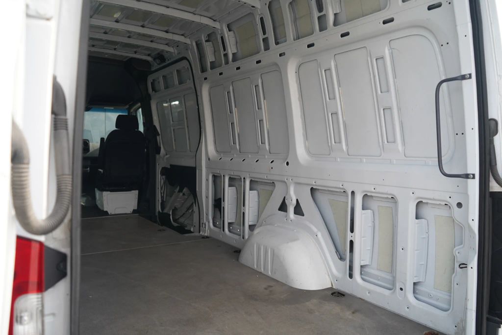 
								2023 Mercedes-Benz Sprinter 2500 Cargo High Roof w/170  WB Van 3D full									