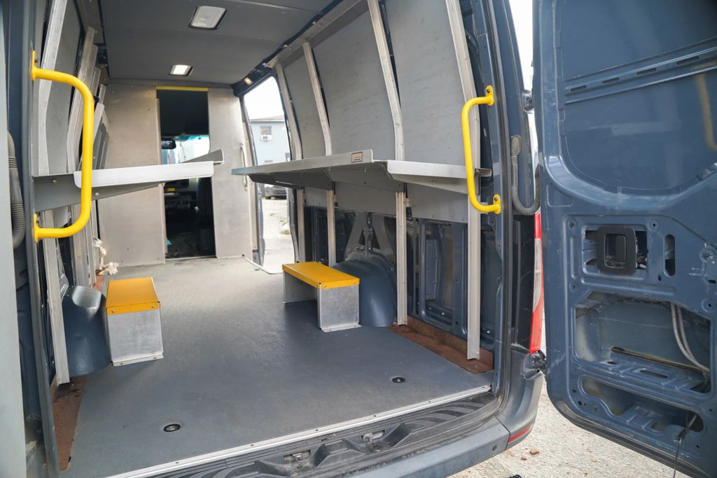 
								2019 Mercedes-Benz Sprinter 2500 Cargo High Roof w/170  WB Van 3D full									