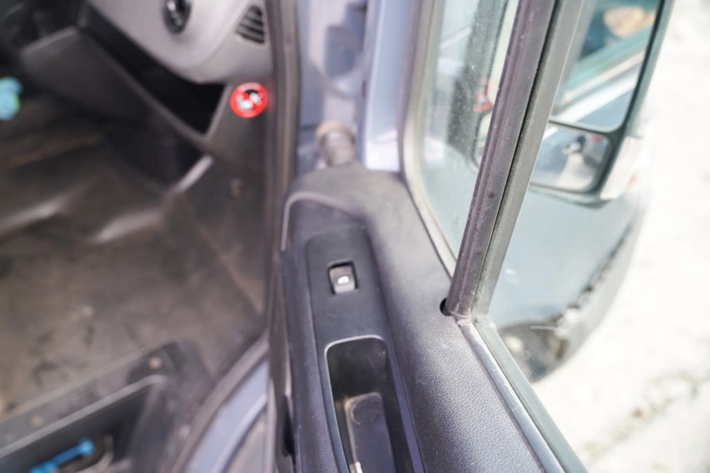 
								2019 Mercedes-Benz Sprinter 2500 Cargo High Roof w/170  WB Van 3D full									