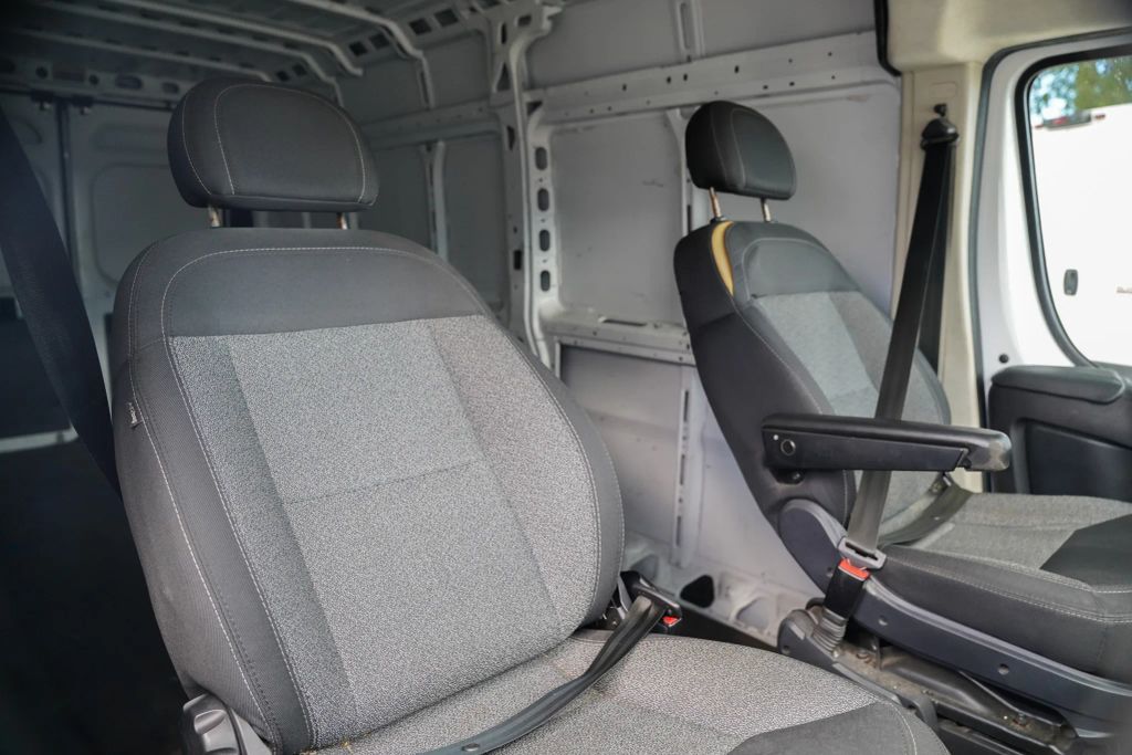 
								2021 Ram ProMaster Cargo Van 3500 High Roof Extended Van 3D full									