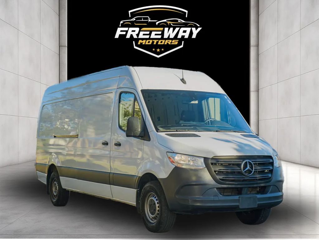 2022 Mercedes-Benz Sprinter Cargo Van Base's photo