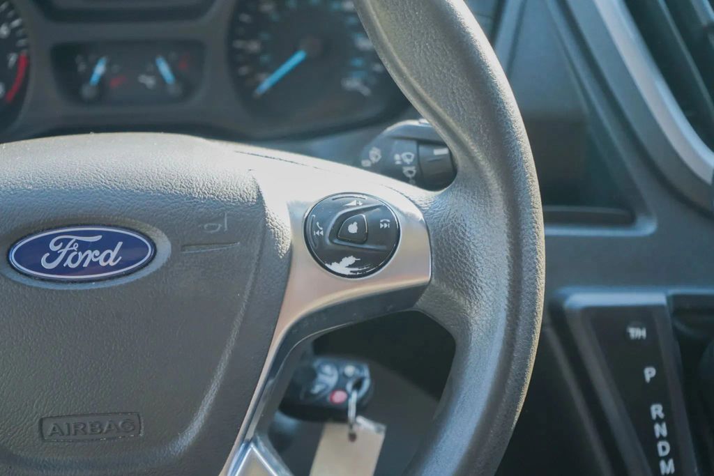 
								2018 Ford Transit 350 Wagon XLT w/Medium Roof w/Sliding Side Door Van 3D full									