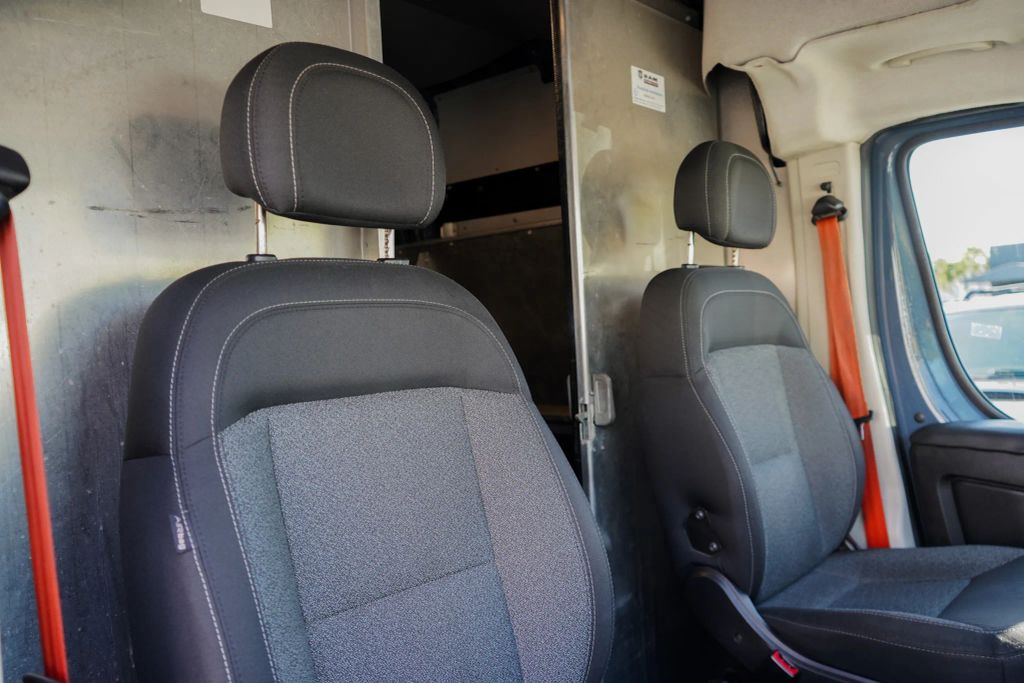 
								2020 Ram ProMaster Cargo Van 3500 High Roof Extended Van 3D full									