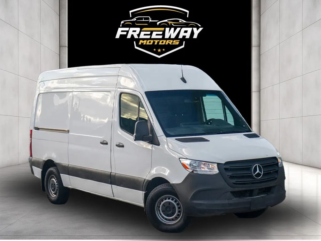 2021 Mercedes-Benz Sprinter Cargo Van Base's photo