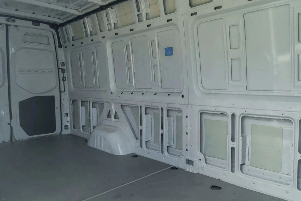 
								2023 Mercedes-Benz Sprinter 2500 Cargo High Roof w/170  WB Van 3D full									