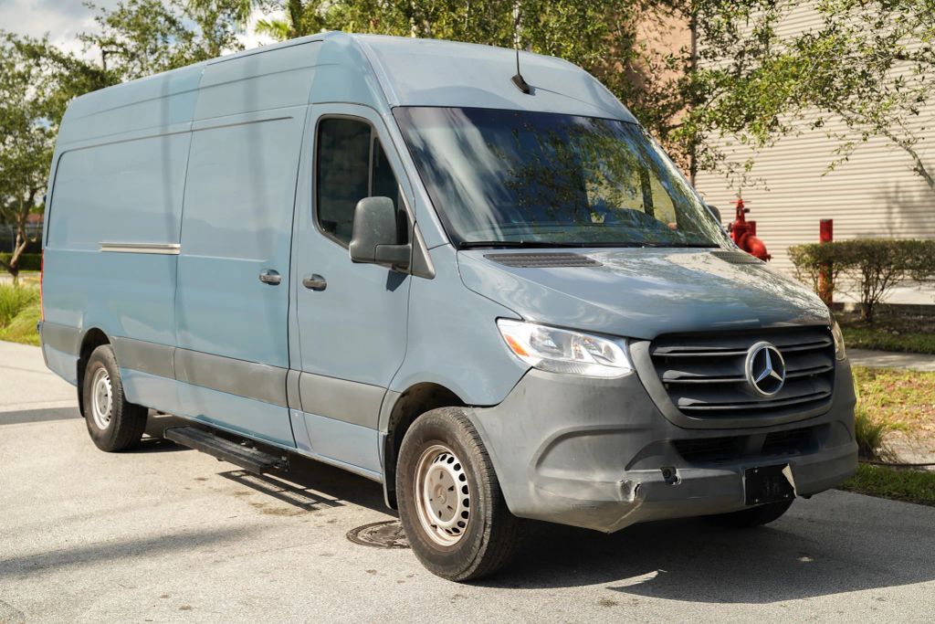 2019 Mercedes-Benz Sprinter Crew Van Base's photo