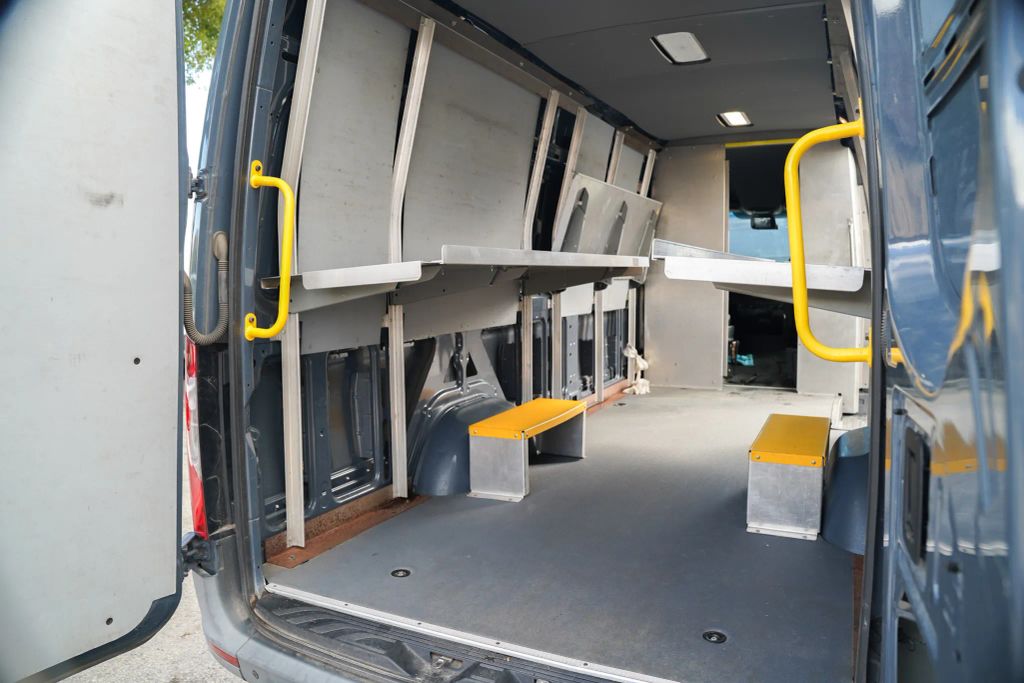 
								2019 Mercedes-Benz Sprinter 2500 Cargo High Roof w/170  WB Van 3D full									