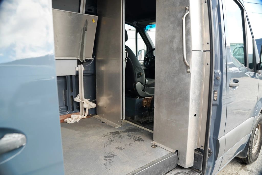 
								2019 Mercedes-Benz Sprinter 2500 Cargo High Roof w/170  WB Van 3D full									