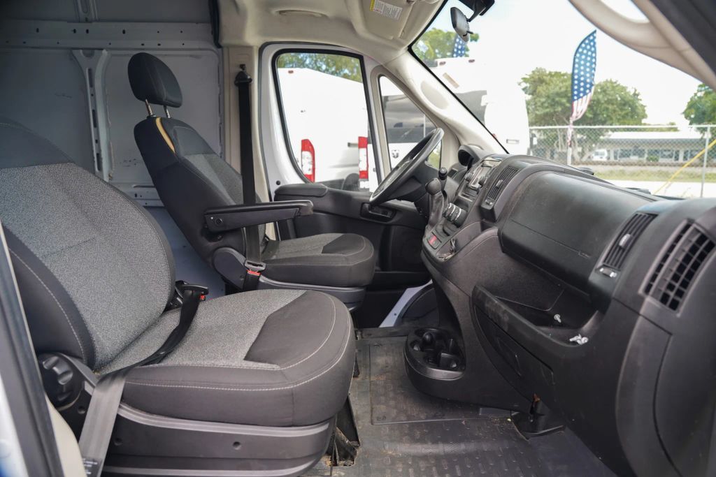 
								2021 Ram ProMaster Cargo Van 3500 High Roof Extended Van 3D full									