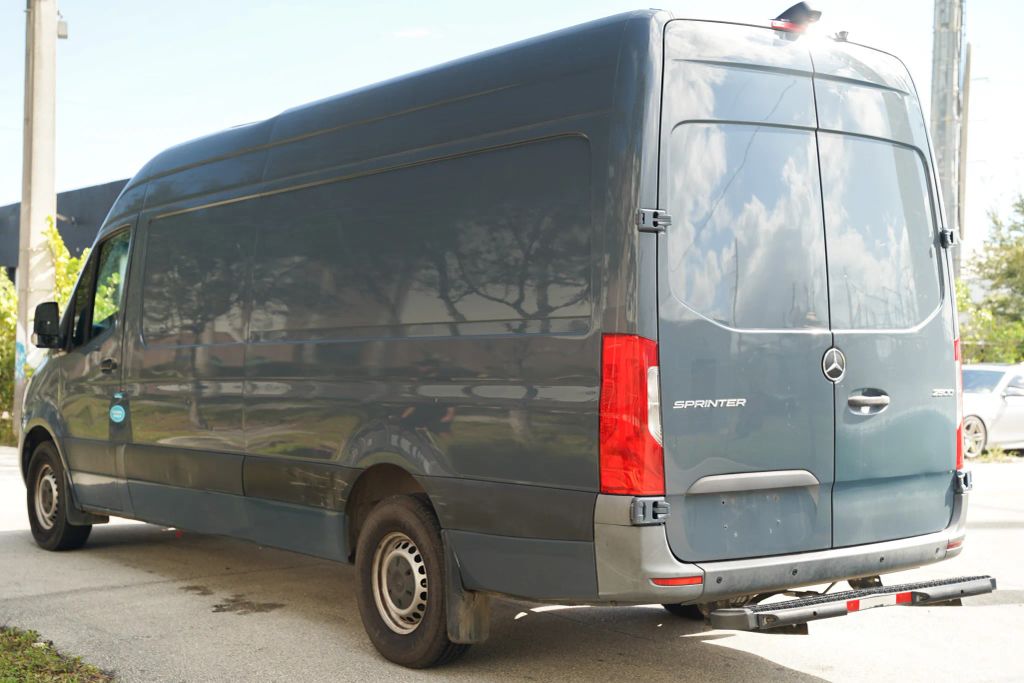 
								2019 Mercedes-Benz Sprinter 2500 Cargo High Roof w/170  WB Van 3D full									