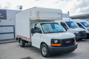 2015 GMC Savana Commercial Cutaway Van Cab-Chassis 2D