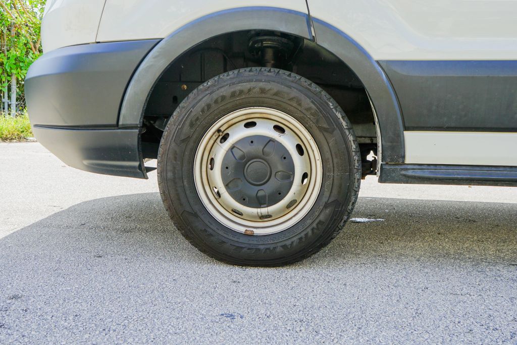 
								2019 Ford Transit 350 Van Medium Roof w/Sliding Side Door w/LWB Van 3D full									