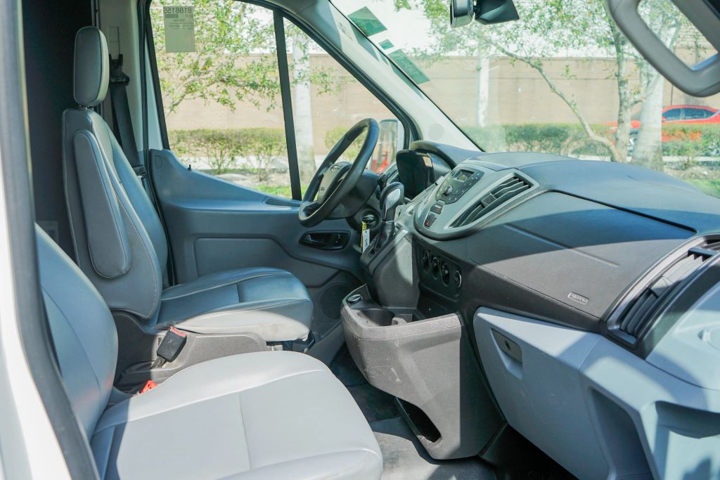 
								2019 Ford Transit 350 Van Medium Roof w/Sliding Side Door w/LWB Van 3D full									