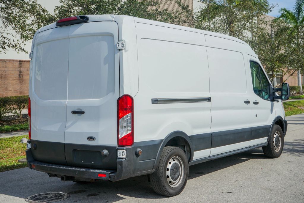 
								2019 Ford Transit 350 Van Medium Roof w/Sliding Side Door w/LWB Van 3D full									