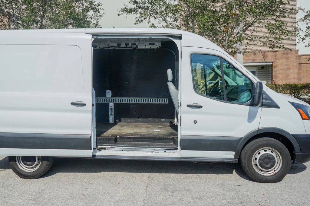 
								2019 Ford Transit 350 Van Medium Roof w/Sliding Side Door w/LWB Van 3D full									