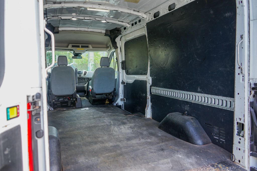 
								2019 Ford Transit 350 Van Medium Roof w/Sliding Side Door w/LWB Van 3D full									