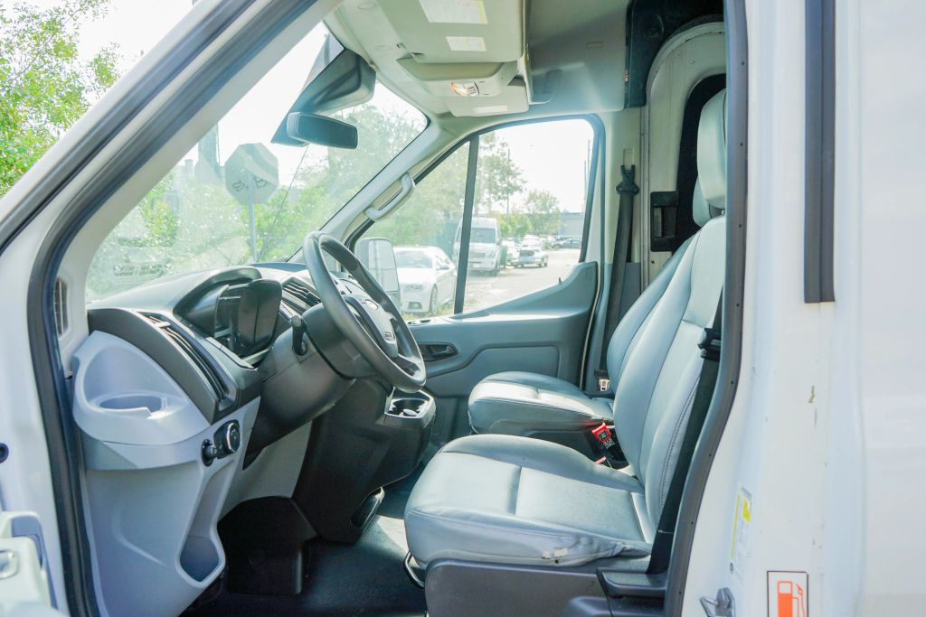 
								2019 Ford Transit 350 Van Medium Roof w/Sliding Side Door w/LWB Van 3D full									