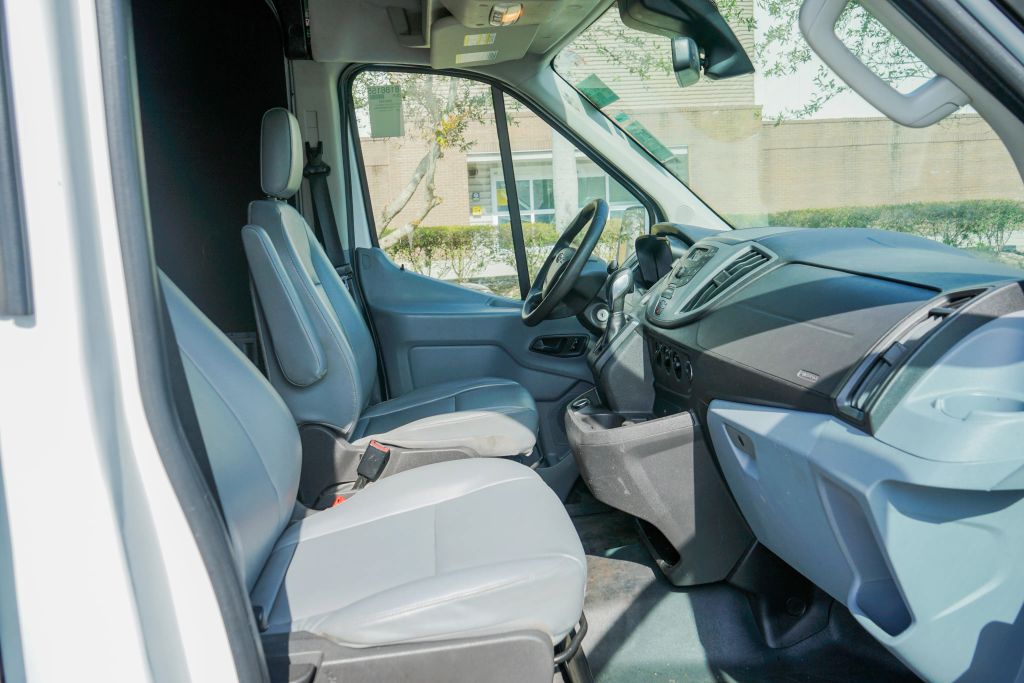 
								2019 Ford Transit 350 Van Medium Roof w/Sliding Side Door w/LWB Van 3D full									