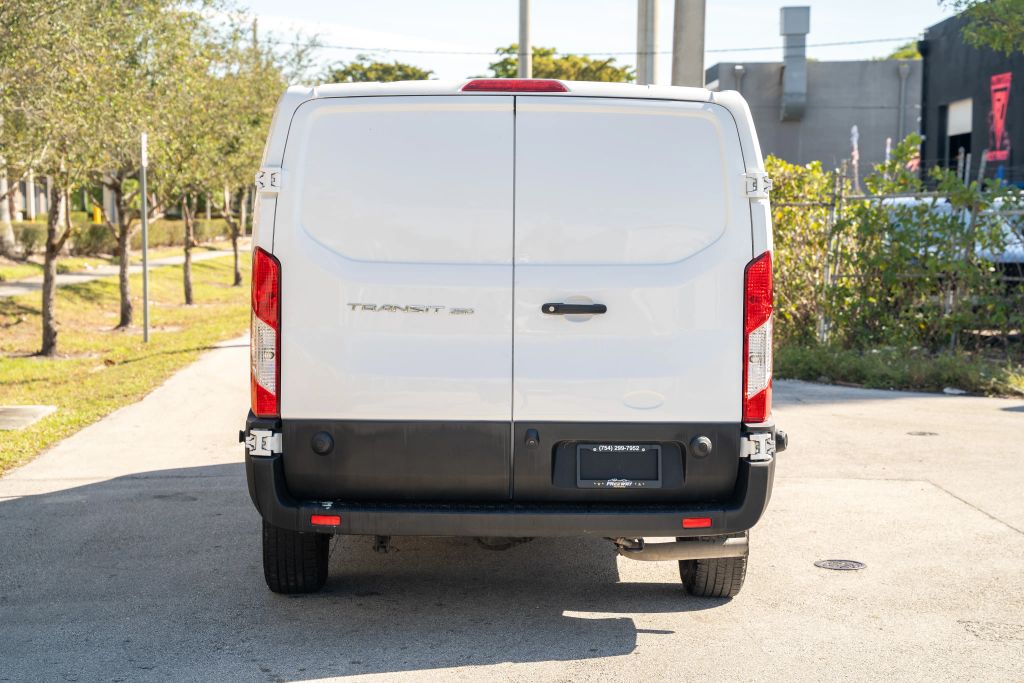 
								2020 Ford Transit 250 Cargo Van Low Roof w/LWB Van 3D full									