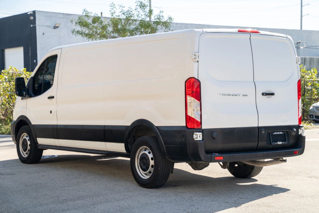 
								2020 Ford Transit 250 Cargo Van Low Roof w/LWB Van 3D full									