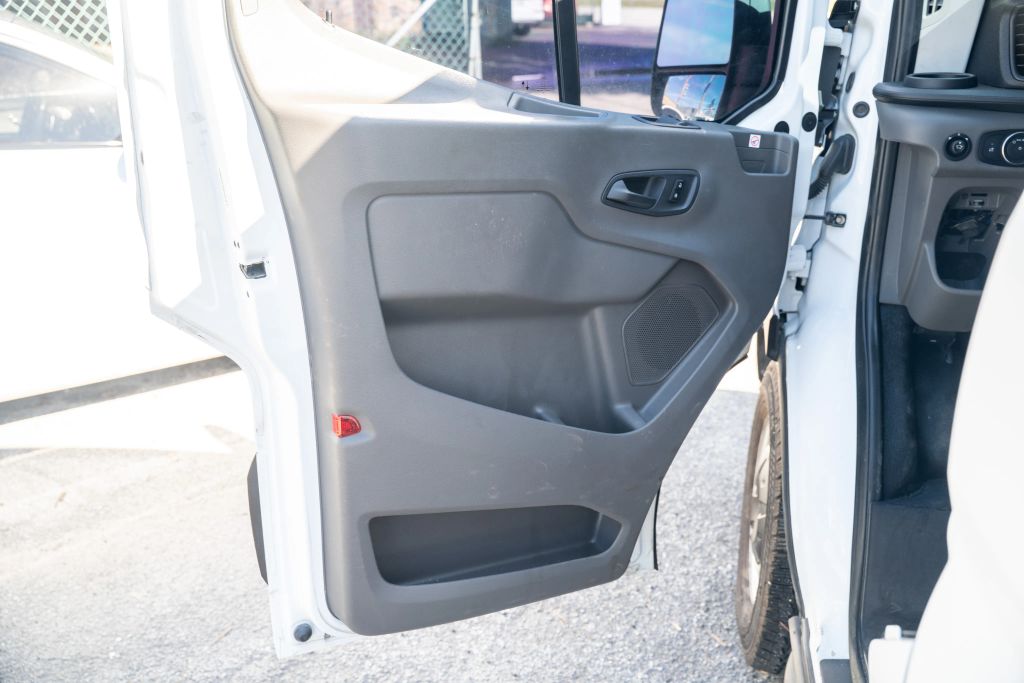 
								2020 Ford Transit 250 Cargo Van Low Roof w/LWB Van 3D full									