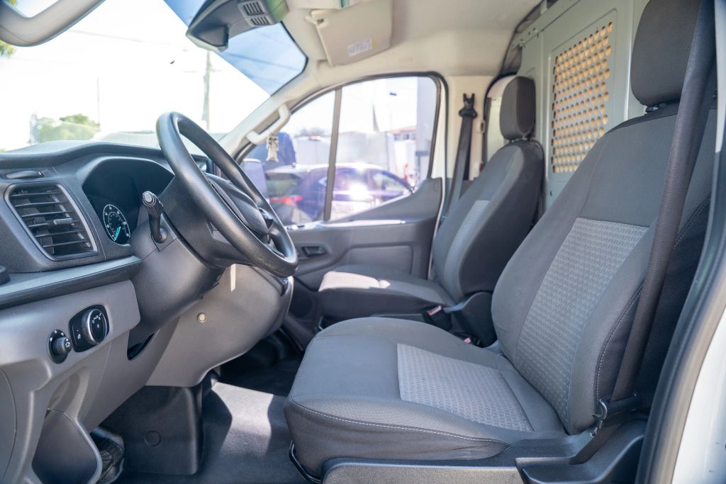 
								2020 Ford Transit 250 Cargo Van Low Roof w/LWB Van 3D full									